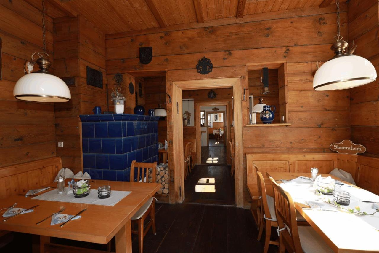 Hotel Weinstube Sinas Brettl à Nördlingen Extérieur photo